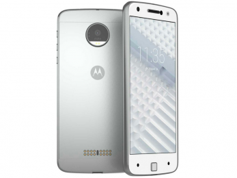 Renders-of-the-Motorola-Moto-X4-suggest-August-24th-unveiling